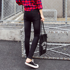 Classic Women's Skinny Jeans